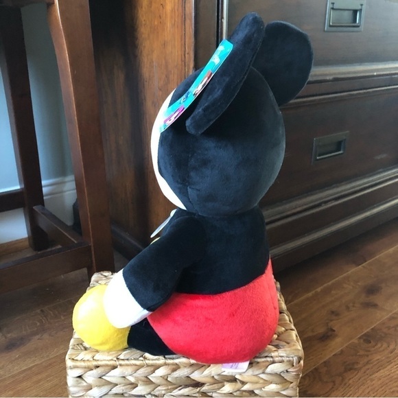Disney: Mickey Mouse weighted plush figure - Picture 2 of 7